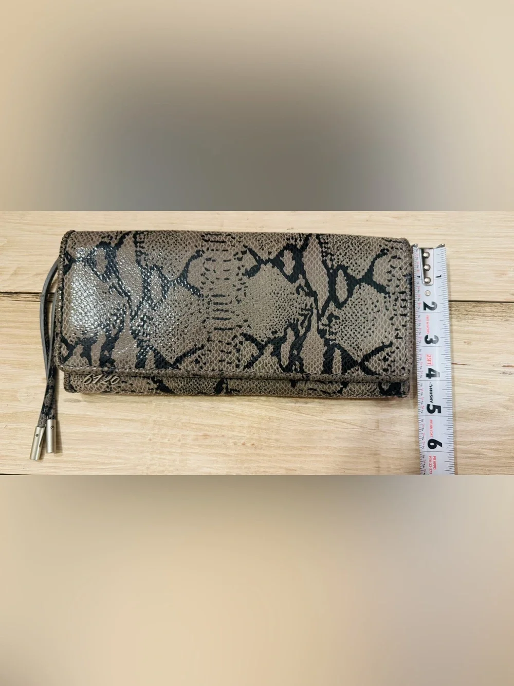 Lindsay Lohan 6126 Snake Print Wristlet Wallet Clutch - Vintage Y2K!